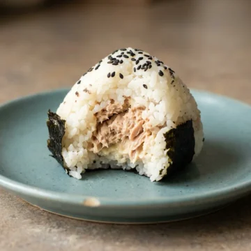 Easy Japanese Tuna Onigiri
