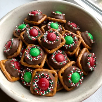 Rolo Pretzel Bites with M&M's and Sprinkles